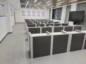 adjustable screen table (4)