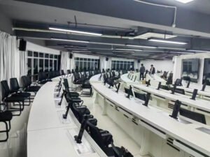 adjustable screen table (9)